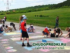 Лето, дети и дорога