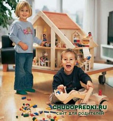 Игрушечный домик